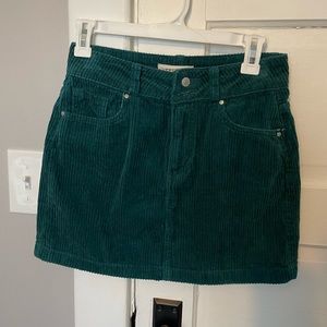 Green Pacsun Corduroy Mini Skirt - Size 25